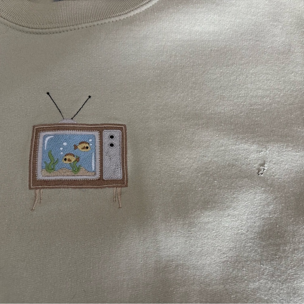 Cream/ Biege Sweatshirt with TV Fish Embroidery - Picture 4 of 7